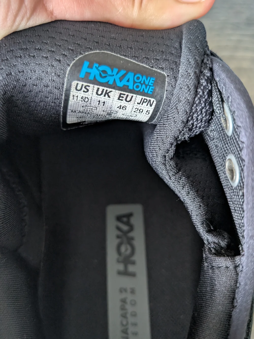LIKE NEW HOKA ONE ONE Anacapa 2 Freedom Men's 11.5D 1155192 Black/Black